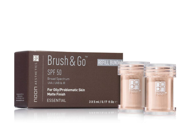 NOON Aesthetics Brush&Go mineralinė SPF 50 saulės apsaugos pudra su šepetėliu, papildymas riebiai odai